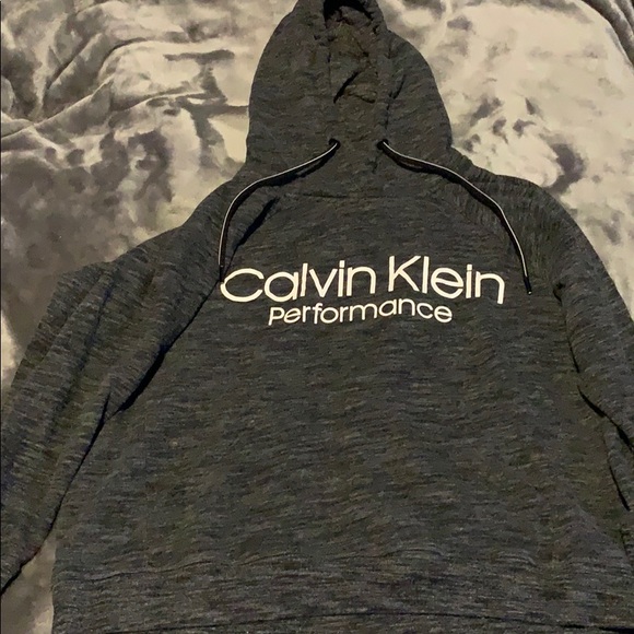 Calvin Klein performance - Picture 1 of 2